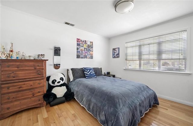 7578 Midfield, Los Angeles, CA 90045
