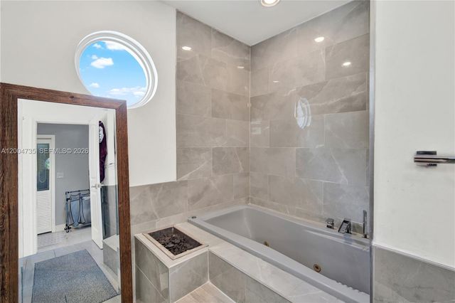 16070 SW 89th Ave Road, Palmetto Bay, FL 33157