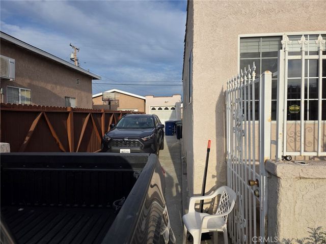 668 Clela, Los Angeles, CA 90022