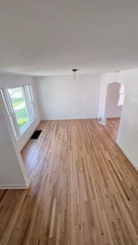 4134 Park Avenue, Brookfield, IL 60513