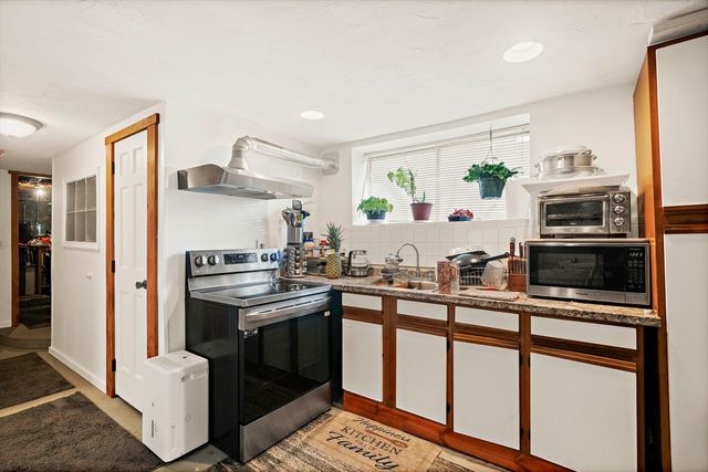 58 Cascade St, Fitchburg, MA 01420