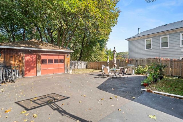 58 Cascade St, Fitchburg, MA 01420