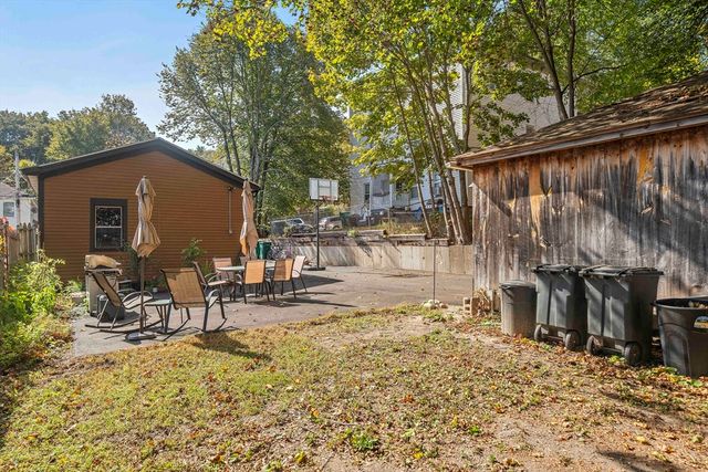 58 Cascade St, Fitchburg, MA 01420