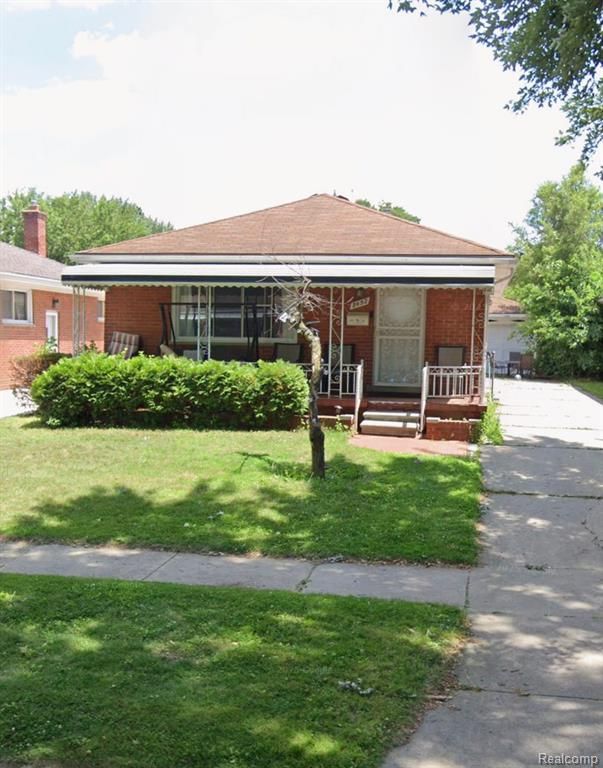 8452 Nightingale Street, Dearborn Heights, MI 48127