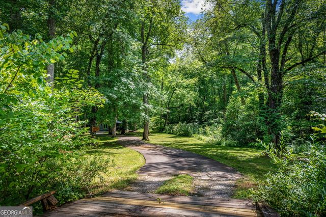 2977 Hwy 2, Blue Ridge, GA 30513