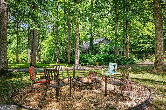 2977 Hwy 2, Blue Ridge, GA 30513
