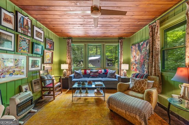 2977 Hwy 2, Blue Ridge, GA 30513