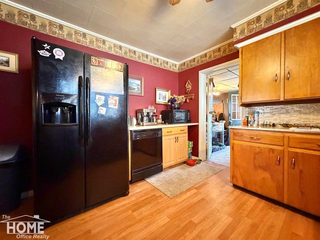 420 E King Street, Owosso, MI 48867