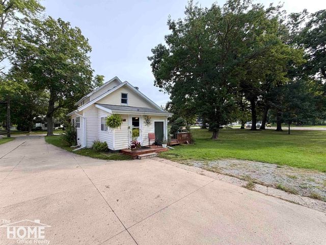 420 E King Street, Owosso, MI 48867