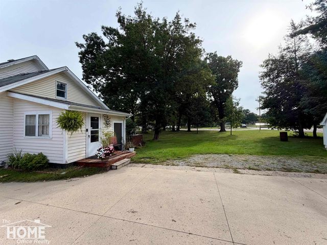 420 E King Street, Owosso, MI 48867