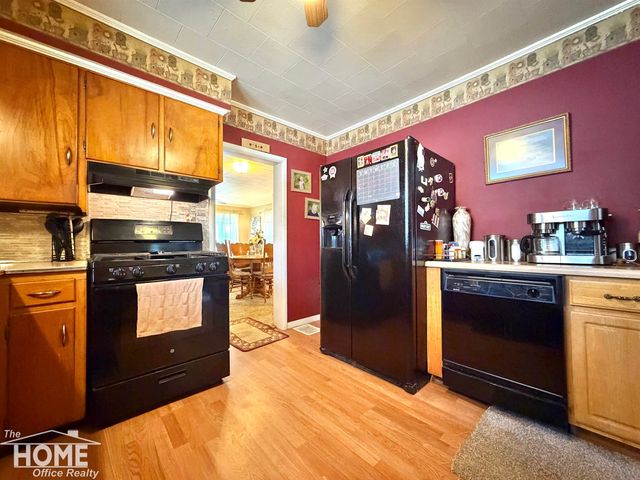 420 E King Street, Owosso, MI 48867