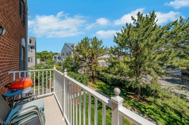 72 Marrow St, Newark City, NJ 07103