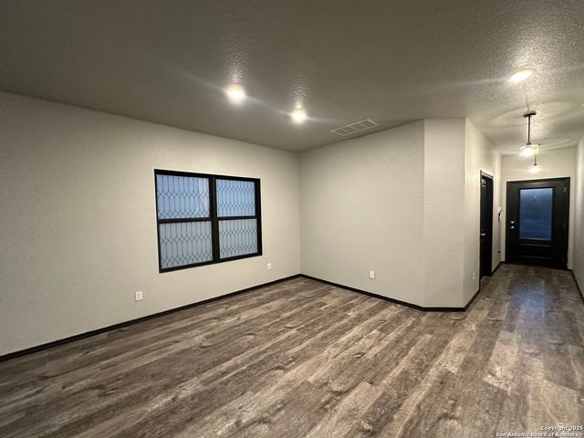 3826 Carducci, Converse, TX 78109