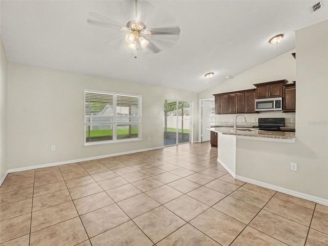 212 CANTERBURY COURT, Kissimmee, FL 34758