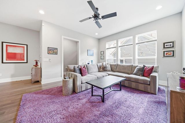 951 Hudson Crossing, Grandview Heights, OH 43212