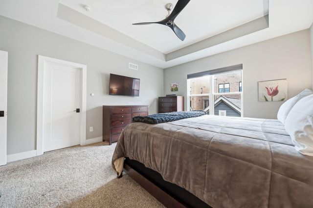 951 Hudson Crossing, Grandview Heights, OH 43212