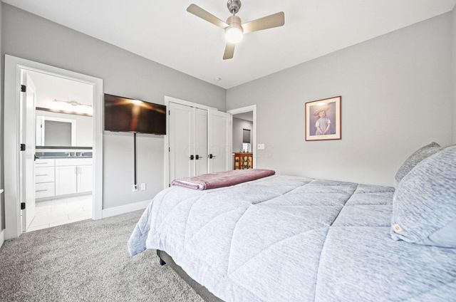 951 Hudson Crossing, Grandview Heights, OH 43212