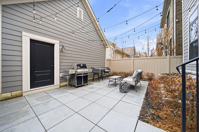 951 Hudson Crossing, Grandview Heights, OH 43212