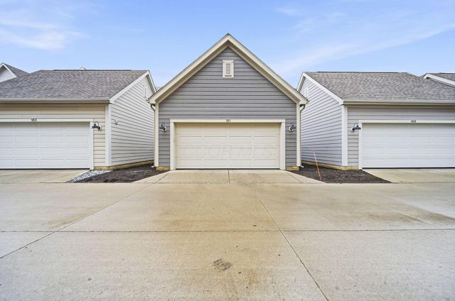 951 Hudson Crossing, Grandview Heights, OH 43212