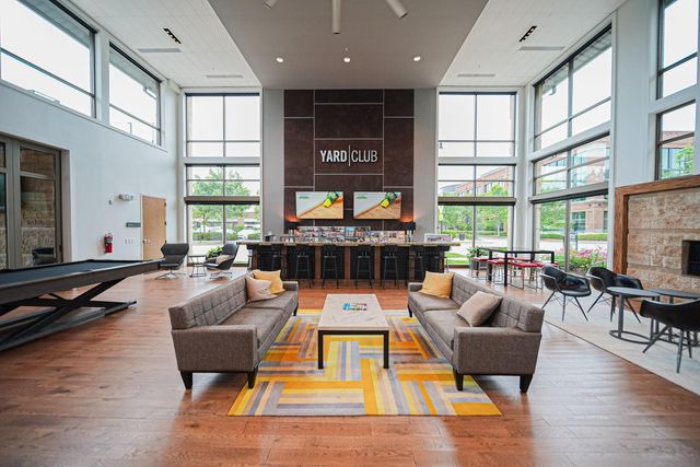 951 Hudson Crossing, Grandview Heights, OH 43212