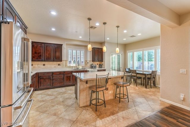 8633 Kennedy Heights Court, Las Vegas, NV 89131
