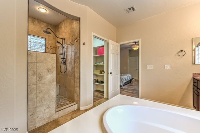 8633 Kennedy Heights Court, Las Vegas, NV 89131