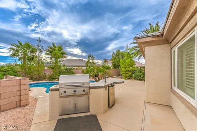 8633 Kennedy Heights Court, Las Vegas, NV 89131