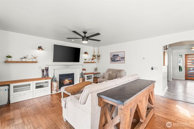 425 Sorensen St, Buckley, WA 98321