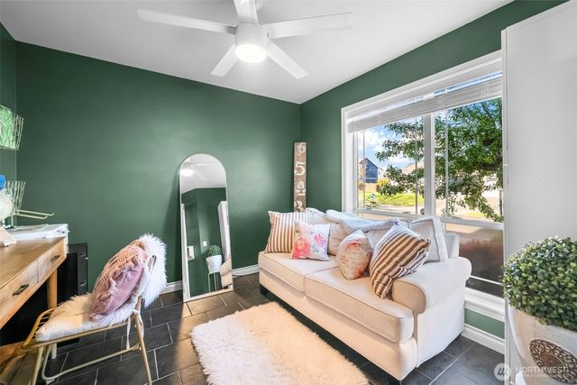 425 Sorensen St, Buckley, WA 98321