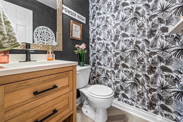 425 Sorensen St, Buckley, WA 98321