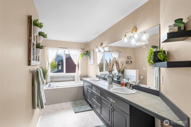 425 Sorensen St, Buckley, WA 98321