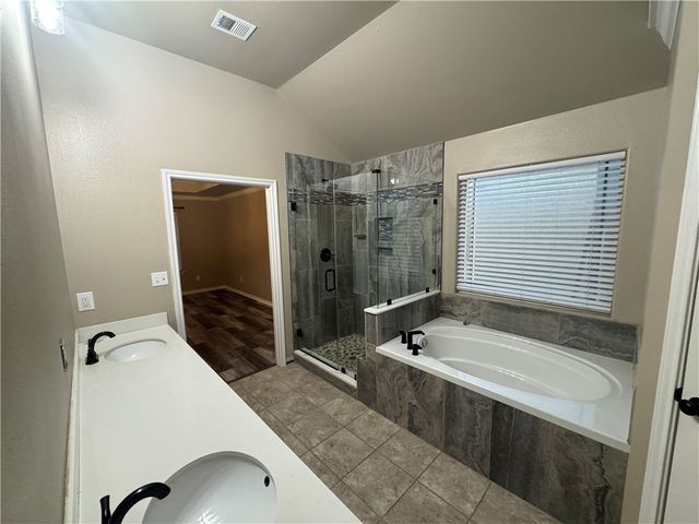 7802 Fort Griffen Dr, Corpus Christi, TX 78414