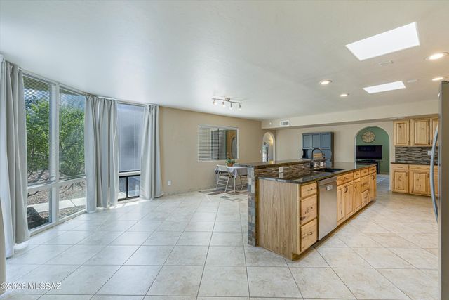 1141 W Sahara Palms Drive, Tucson, AZ 85704