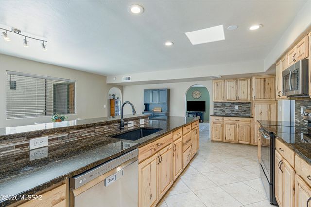 1141 W Sahara Palms Drive, Tucson, AZ 85704