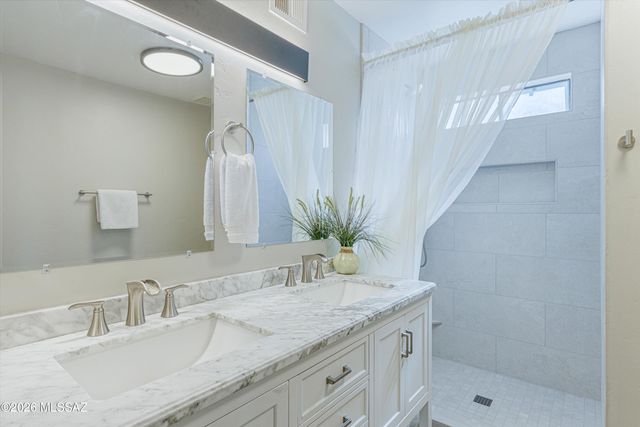 1141 W Sahara Palms Drive, Tucson, AZ 85704
