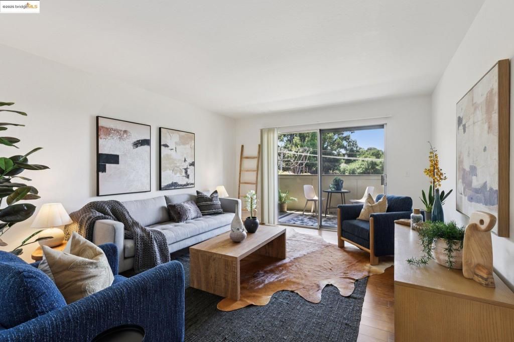 1502 E ST 6, Hayward, CA 94541