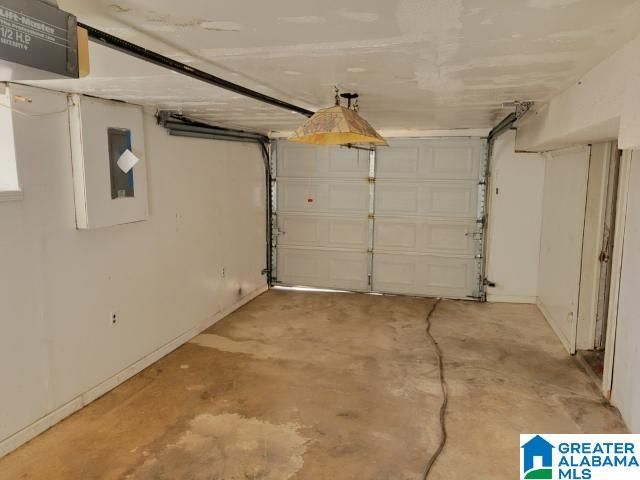 2005 CENTER WAY S, Birmingham, AL 35205