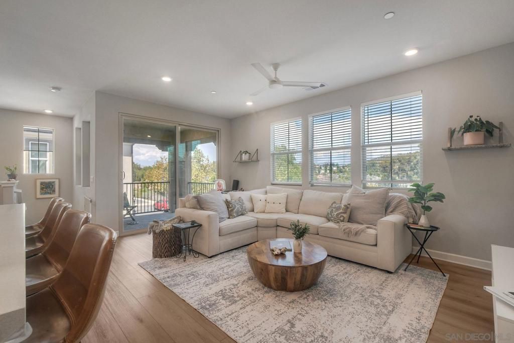 Image 15 of property listing at 10924 Jericho Way, San Diego, CA 92129