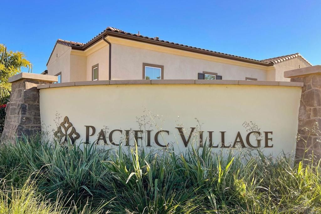 Image 2 of property listing at 10924 Jericho Way, San Diego, CA 92129