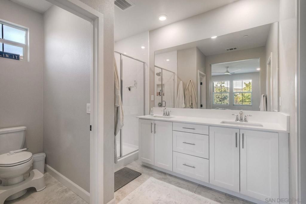 Image 23 of property listing at 10924 Jericho Way, San Diego, CA 92129