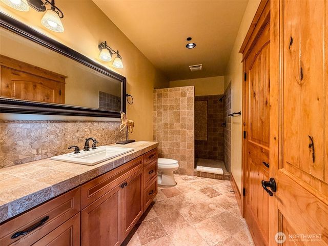 726 Pine Ridge Drive, Orcas Island, WA 98279