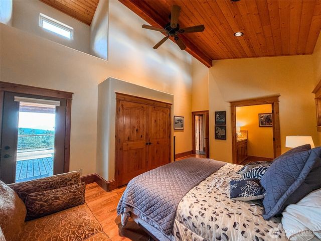 726 Pine Ridge Drive, Orcas Island, WA 98279