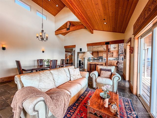 726 Pine Ridge Drive, Orcas Island, WA 98279