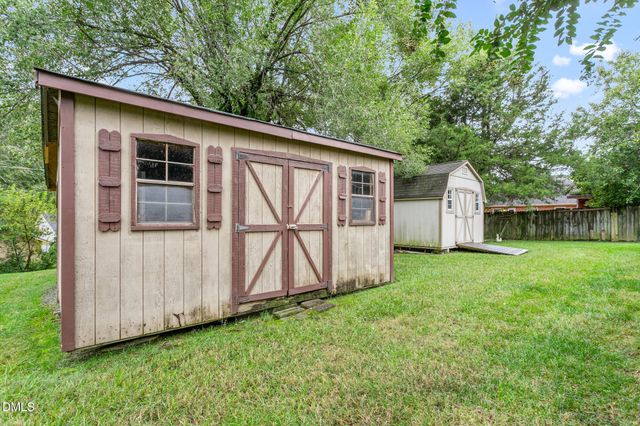 1609 Regency Drive, Burlington, NC 27215