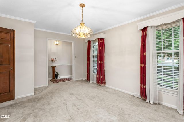 1609 Regency Drive, Burlington, NC 27215