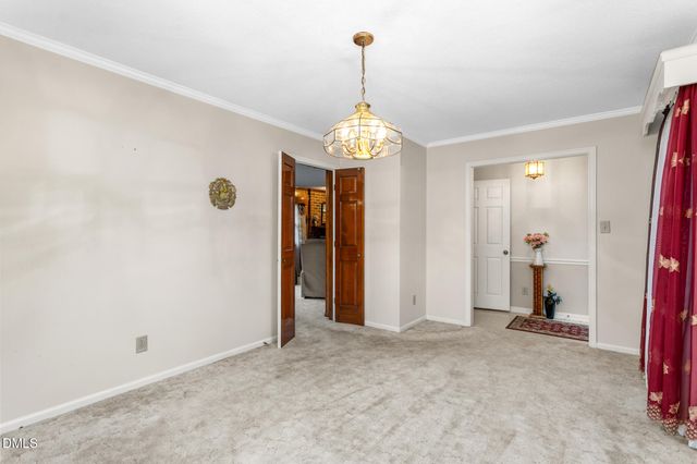 1609 Regency Drive, Burlington, NC 27215