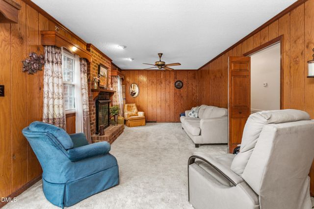 1609 Regency Drive, Burlington, NC 27215