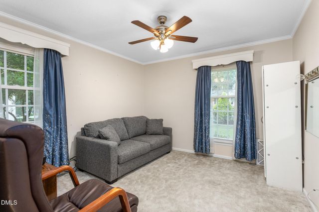 1609 Regency Drive, Burlington, NC 27215