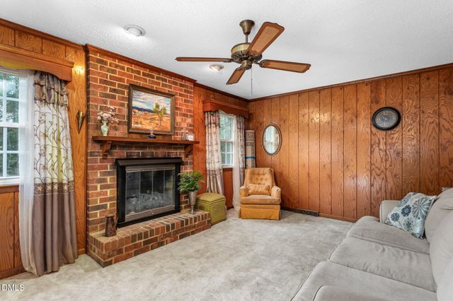 1609 Regency Drive, Burlington, NC 27215