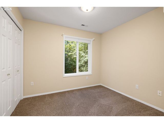 3208 Sw LURADEL St, Portland, OR 97219